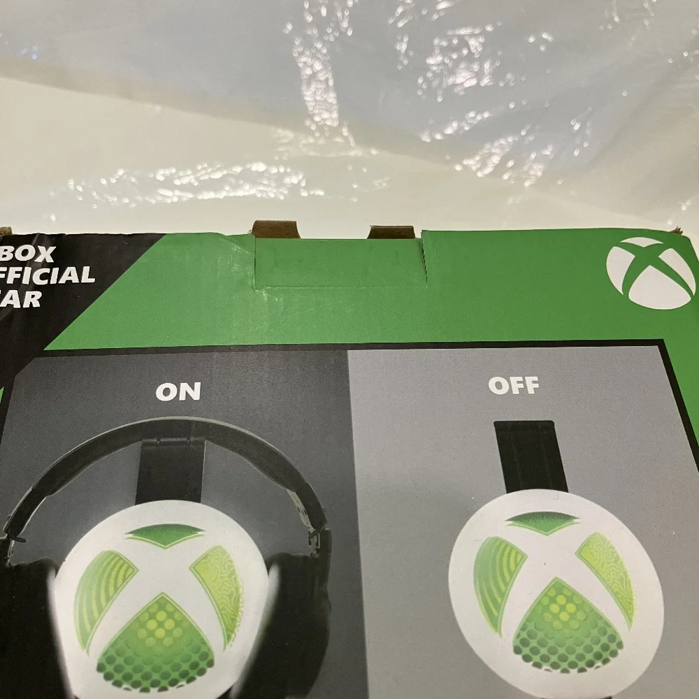 NIB XBOX Head Light Lighted Logo Headphone‎ / Headset Cradle Stand By Paladone